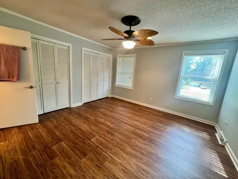 52 Nottingham Lane Murray KY 42071