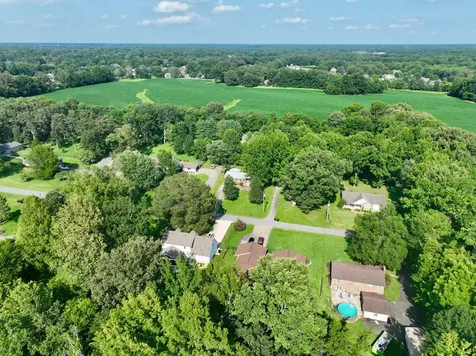 52 Nottingham Lane Murray KY 42071