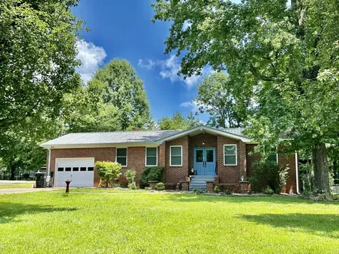 52 Nottingham Lane Murray KY 42071