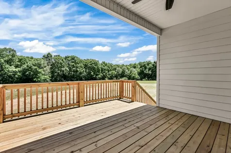 233 Lewis Grant Lane Southside TN 37171