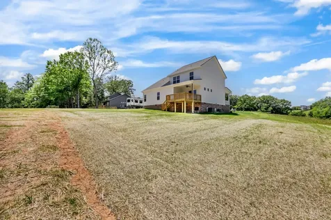 233 Lewis Grant Lane Southside TN 37171