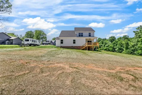 233 Lewis Grant Lane Southside TN 37171