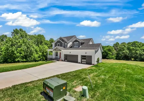 233 Lewis Grant Lane Southside TN 37171