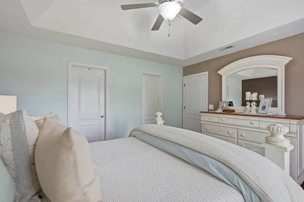 848 Nandina Court Clarksville TN 37043