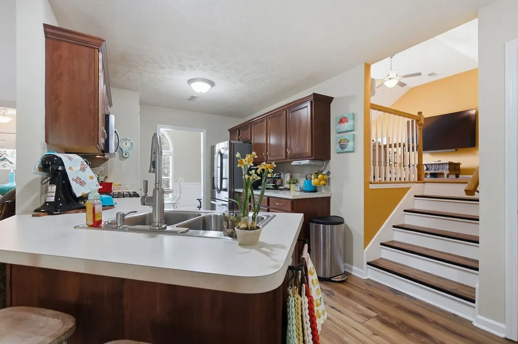 848 Nandina Court Clarksville TN 37043