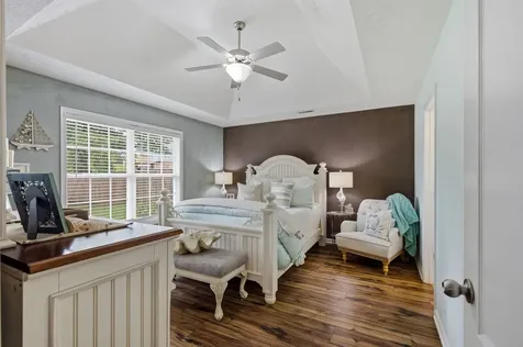 848 Nandina Court Clarksville TN 37043