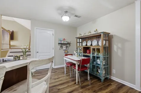 848 Nandina Court Clarksville TN 37043
