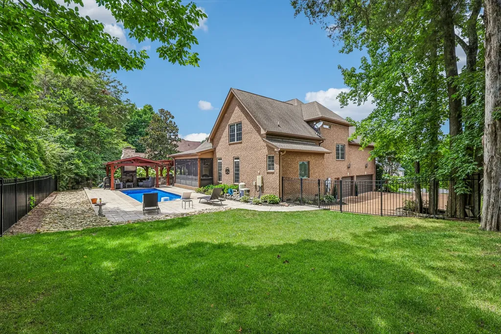 1225 Old Spring Trail Arrington TN 37014