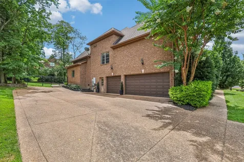 1225 Old Spring Trail Arrington TN 37014