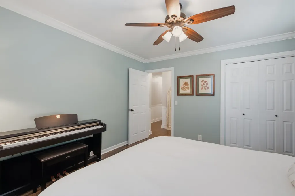 5329 Overton Road Nashville TN 37220