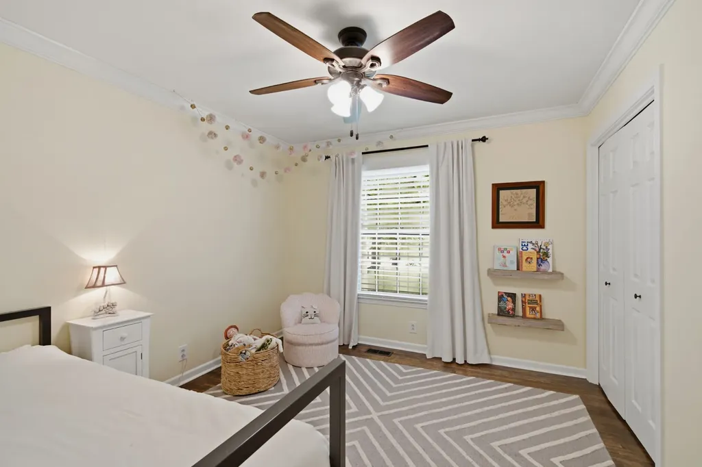 5329 Overton Road Nashville TN 37220