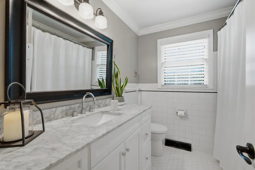 5329 Overton Road Nashville TN 37220