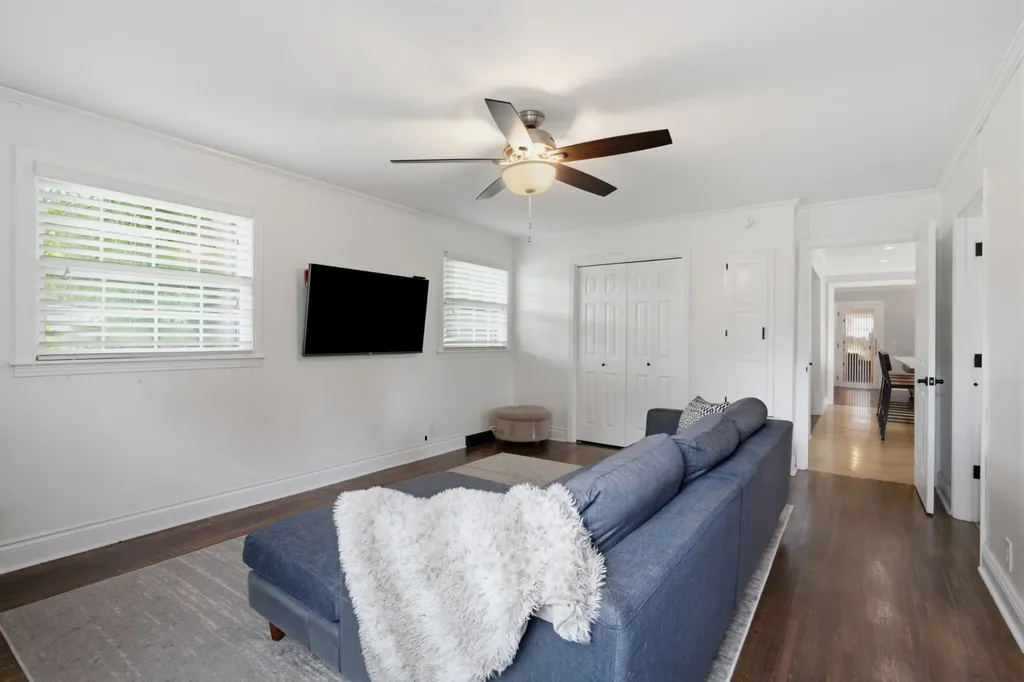 5329 Overton Road Nashville TN 37220