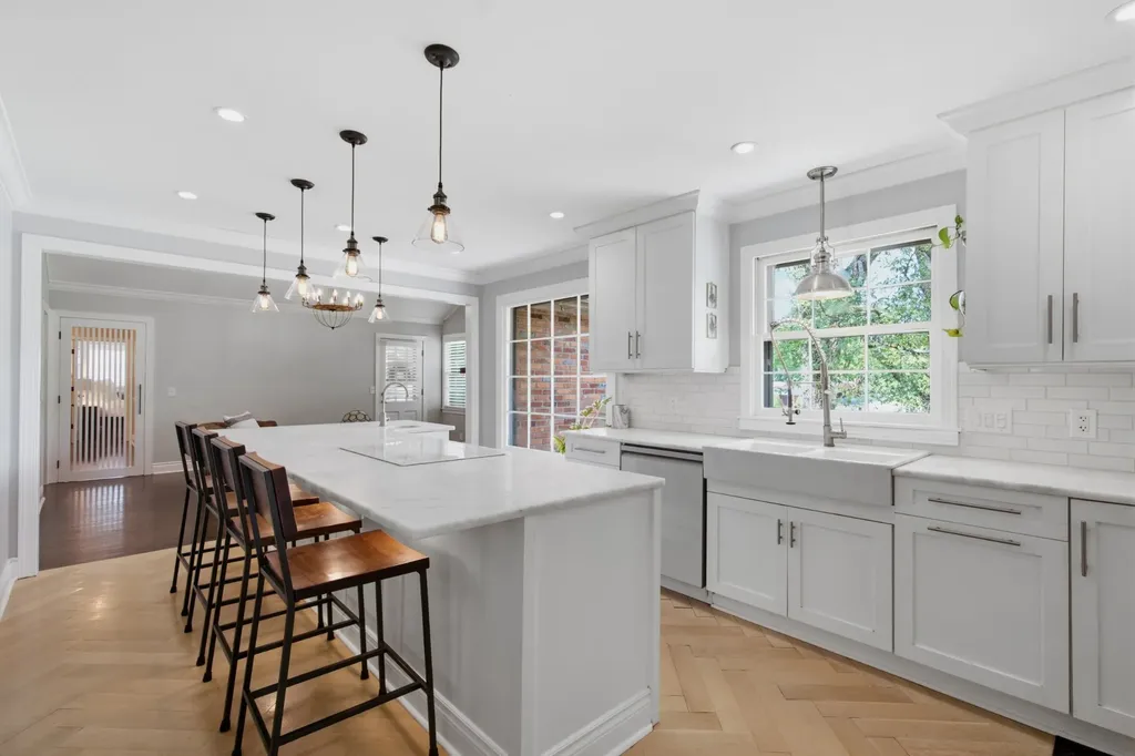 5329 Overton Road Nashville TN 37220