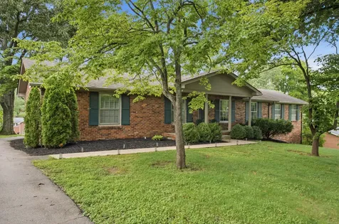 5329 Overton Road Nashville TN 37220