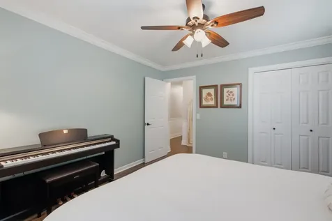 5329 Overton Road Nashville TN 37220