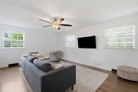 5329 Overton Road Nashville TN 37220