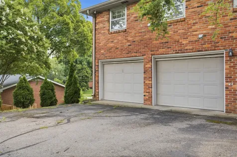5329 Overton Road Nashville TN 37220
