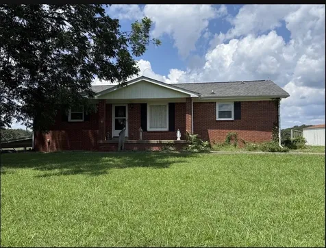 637 Sheehy Road Mc Ewen TN 37101