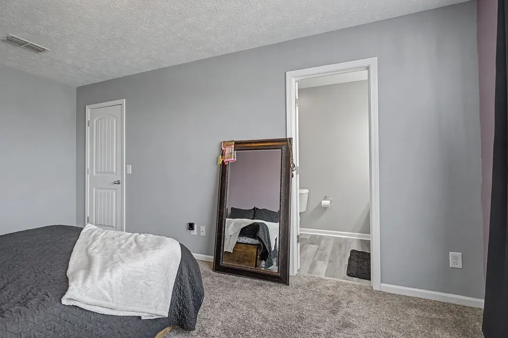 580 Bradburn Village Circle Antioch TN 37013