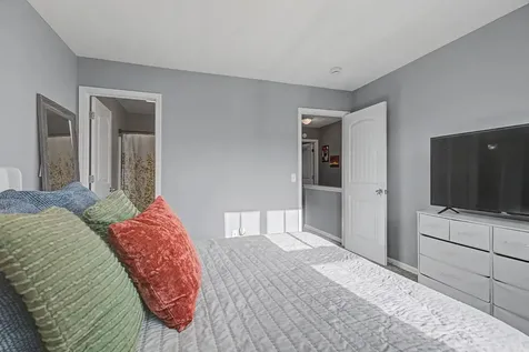 580 Bradburn Village Circle Antioch TN 37013