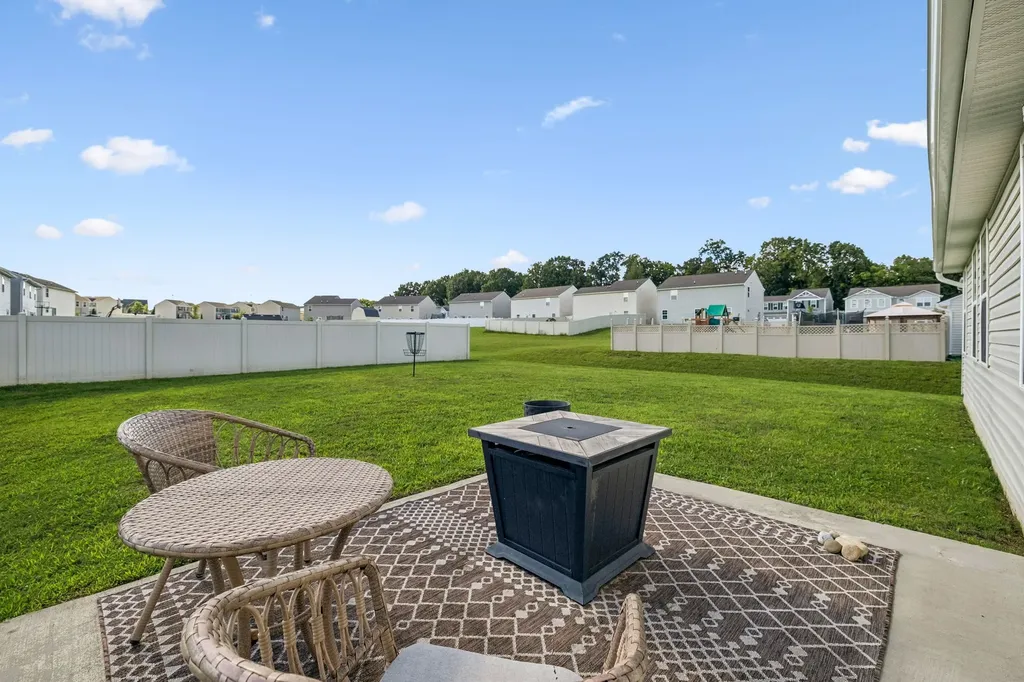 3056 Dartmoor Place White House TN 37188
