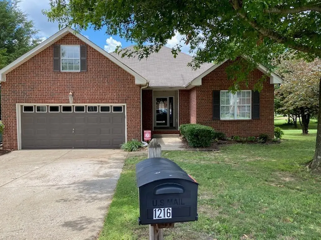 1216 Kristopher Drive Lebanon TN 37087