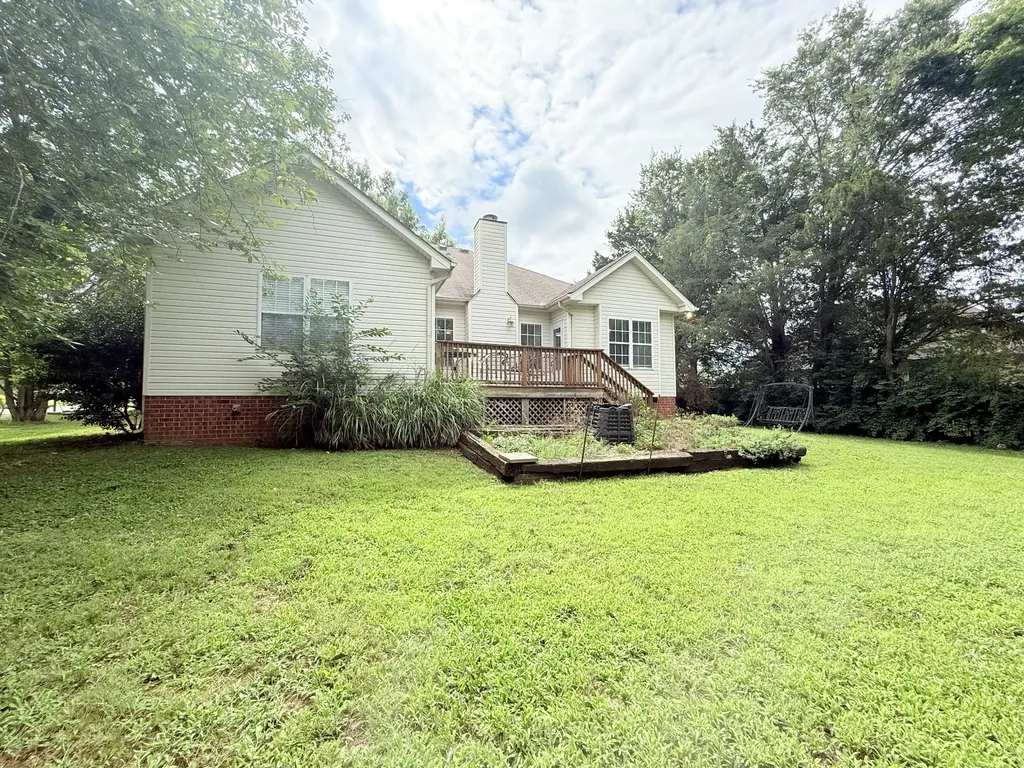 1216 Kristopher Drive Lebanon TN 37087