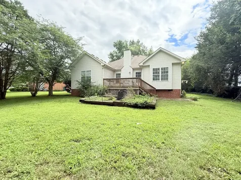 1216 Kristopher Drive Lebanon TN 37087