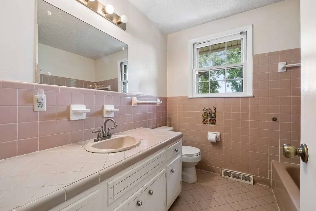 125 Medearis Drive Old Hickory TN 37138