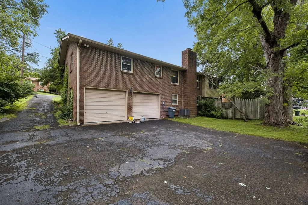 125 Medearis Drive Old Hickory TN 37138