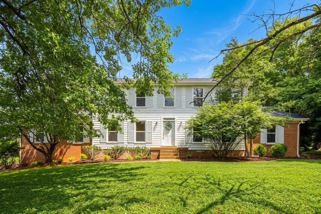 106 Shawnee Drive Hendersonville TN 37075