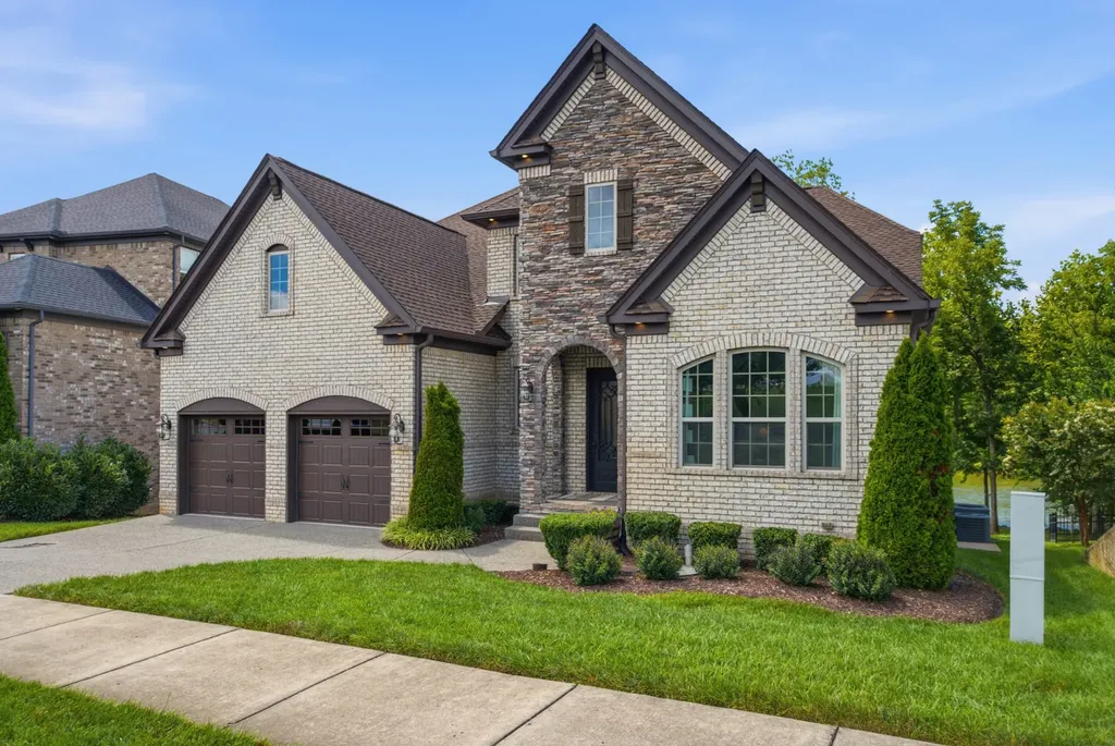 2024 Albatross Way Gallatin TN 37066