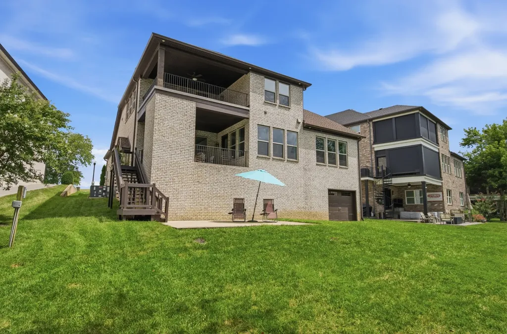 2024 Albatross Way Gallatin TN 37066