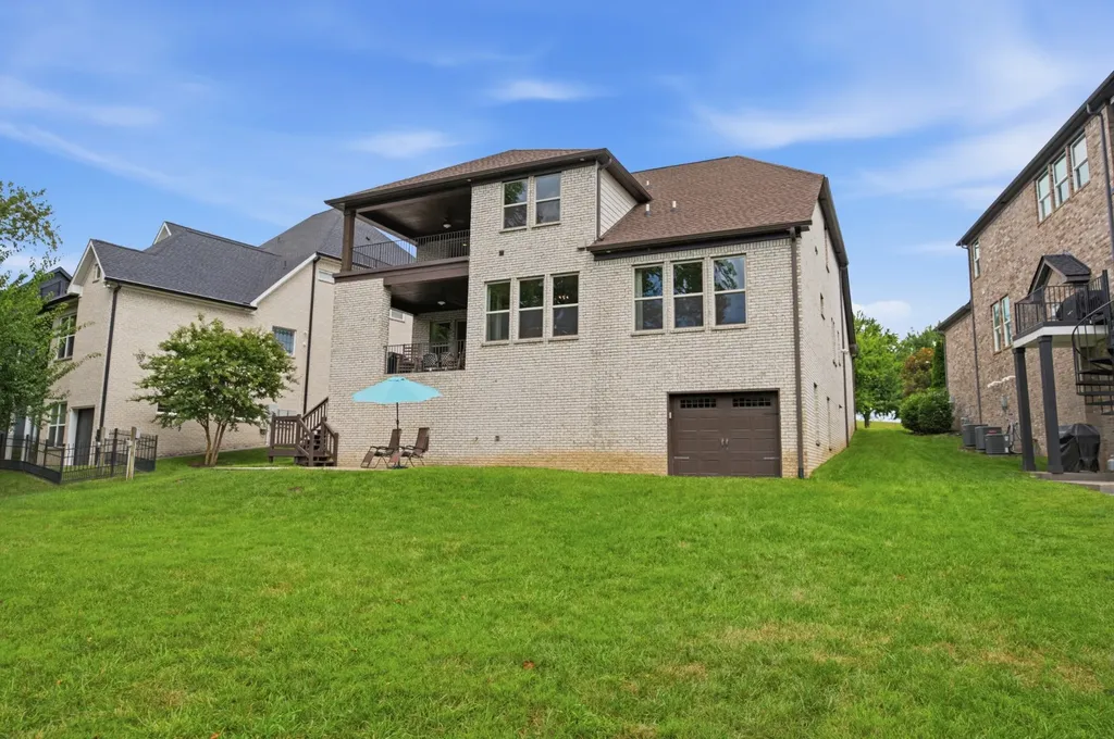 2024 Albatross Way Gallatin TN 37066