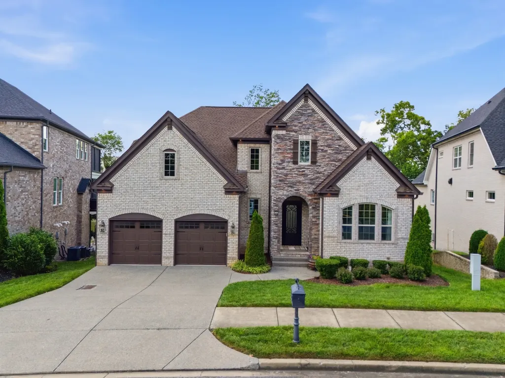 2024 Albatross Way Gallatin TN 37066