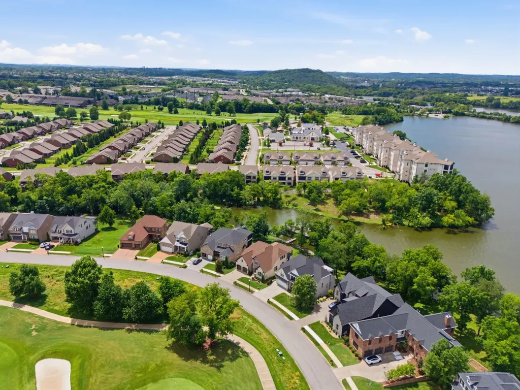 2024 Albatross Way Gallatin TN 37066
