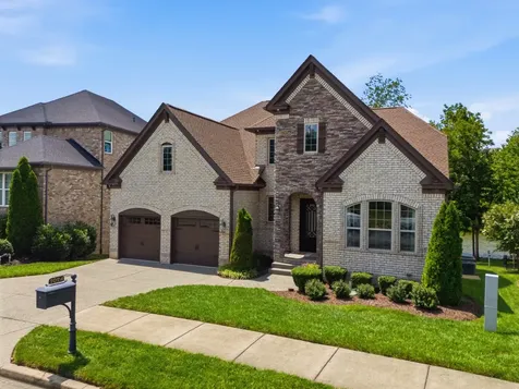 2024 Albatross Way Gallatin TN 37066