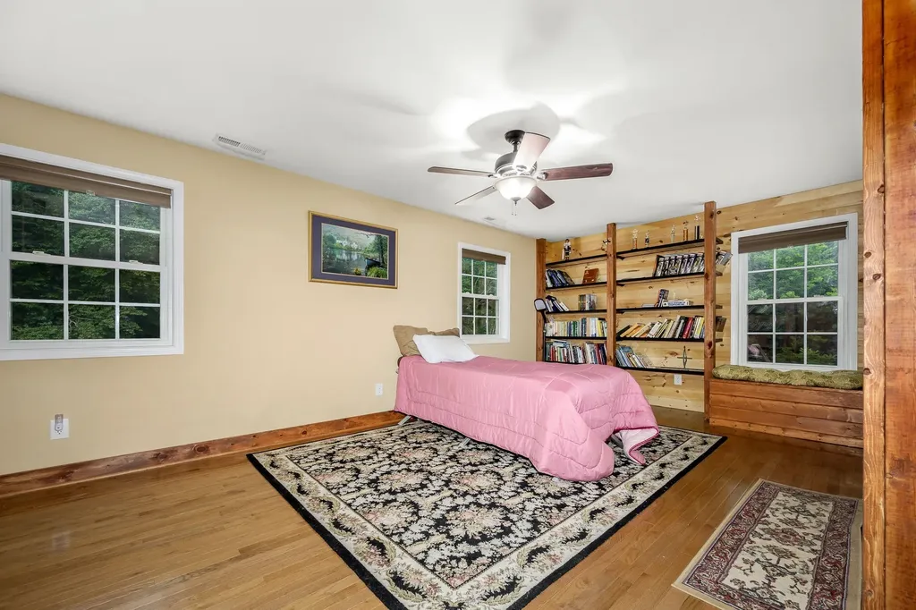 745 Union Ridge Road Wartrace TN 37183