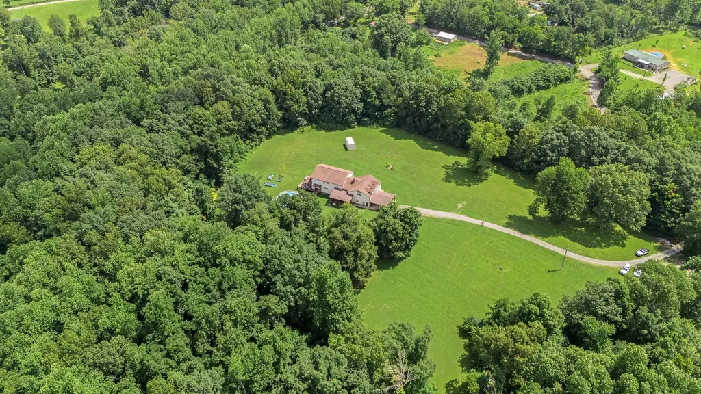 745 Union Ridge Road Wartrace TN 37183