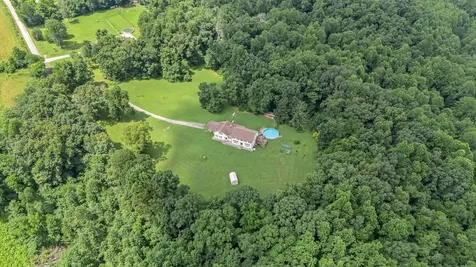 745 Union Ridge Road Wartrace TN 37183