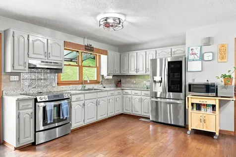 5719 Minor Hill Highway Goodspring TN 38460