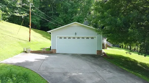 5719 Minor Hill Highway Goodspring TN 38460