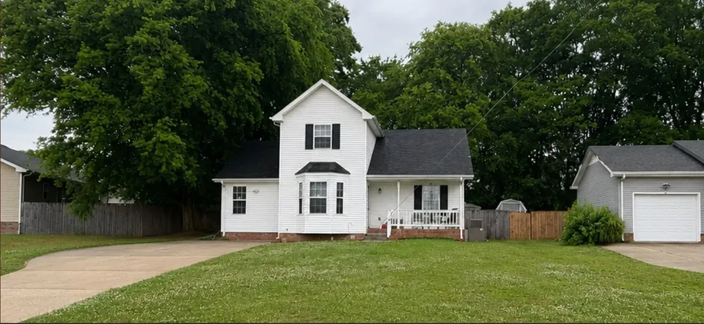 2422 Sphinx Court Clarksville TN 37042