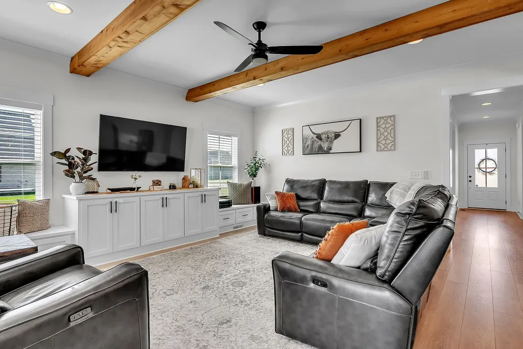 1860 Rhonda Drive Christiana TN 37037