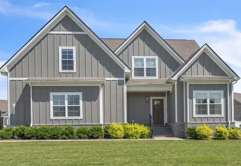 1860 Rhonda Drive Christiana TN 37037