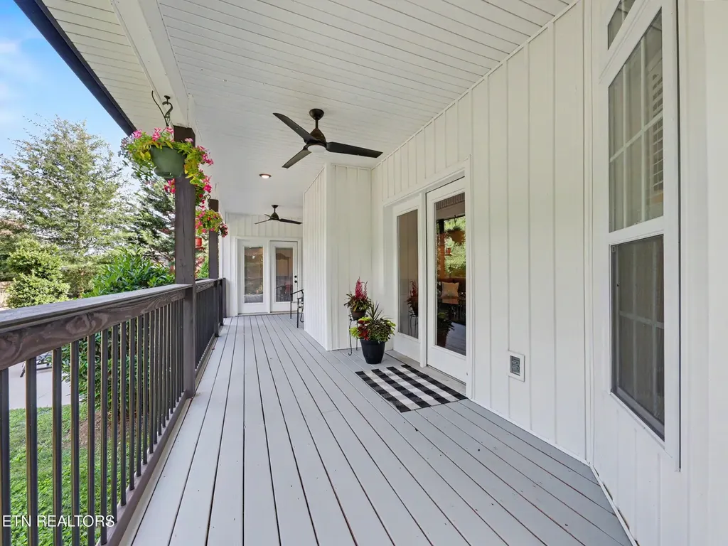 3806 Admirality Lane Knoxville TN 37920