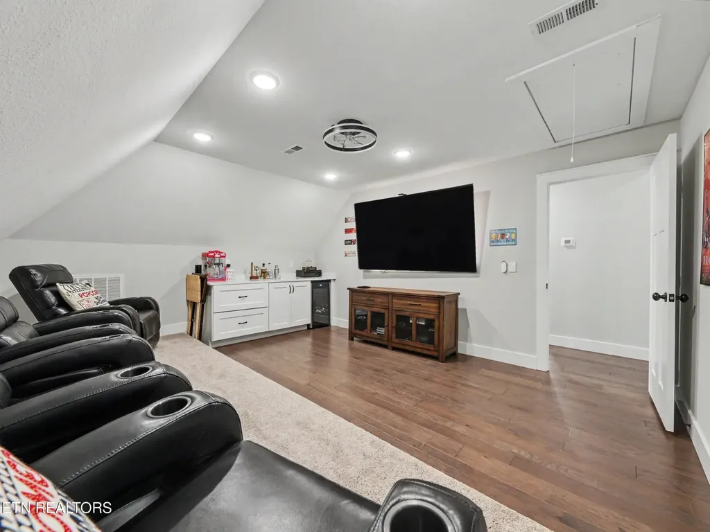 3806 Admirality Lane Knoxville TN 37920