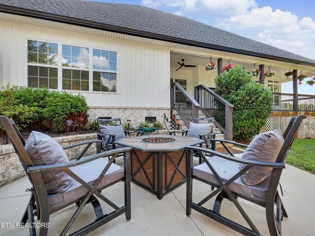 3806 Admirality Lane Knoxville TN 37920