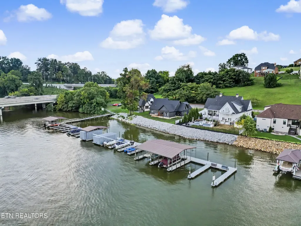 3806 Admirality Lane Knoxville TN 37920